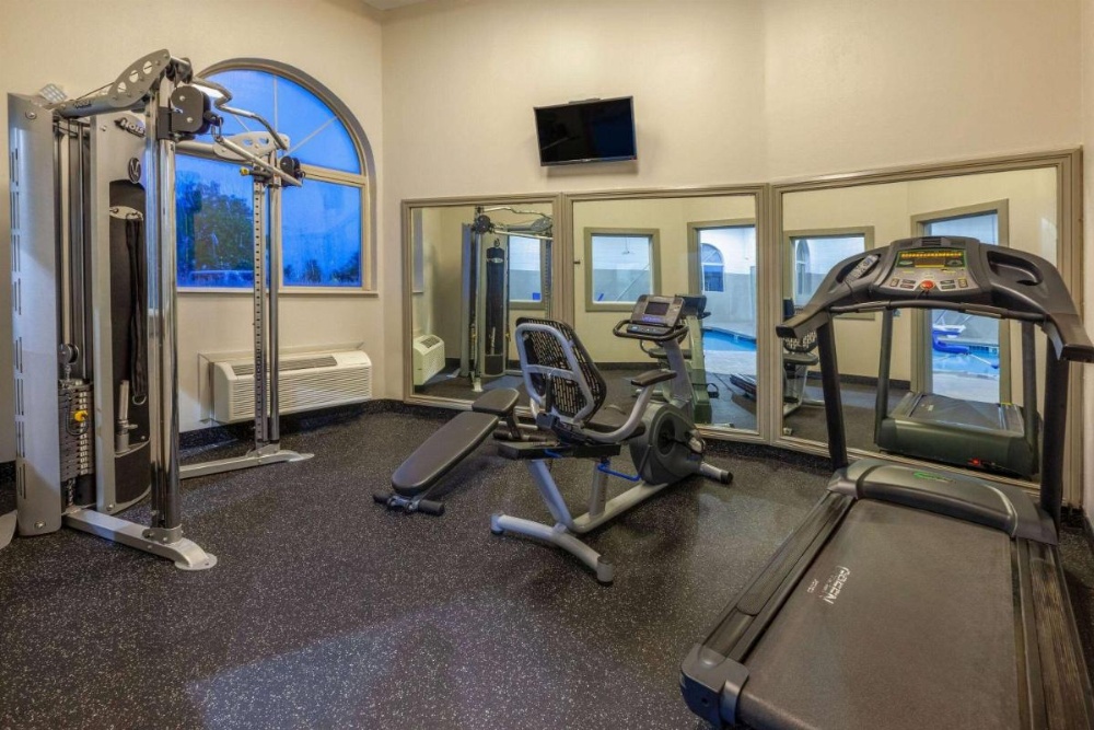 Days Inn by Wyndham Racine/Sturtevant Image 28