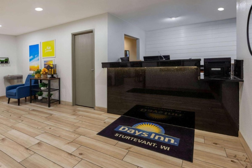 Days Inn by Wyndham Racine/Sturtevant Image 30