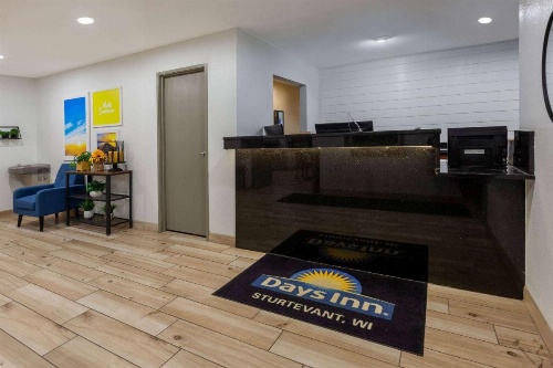 Days Inn by Wyndham Racine/Sturtevant image 30
