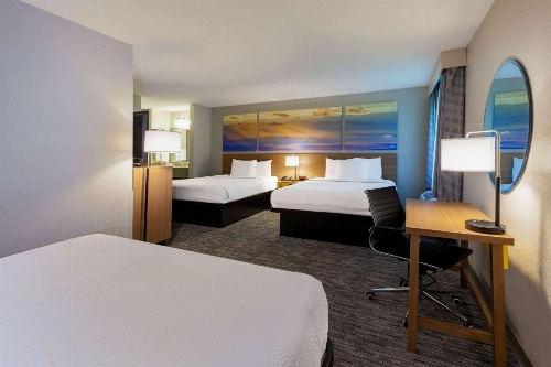 Days Inn by Wyndham Racine/Sturtevant image 7