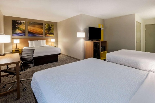 Days Inn by Wyndham Racine/Sturtevant image 8
